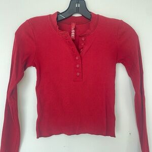 Skims long sleeve cropped Henley. Small Cranberry Red